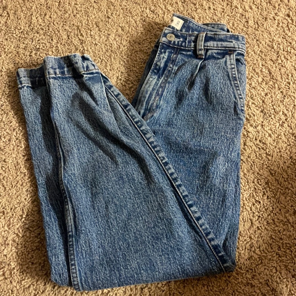 Brand New Abercrombie Ultra High Rise Jeans